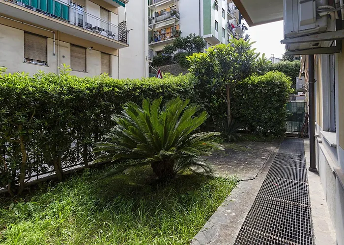 Relax With Parking By Wonderful Italy *