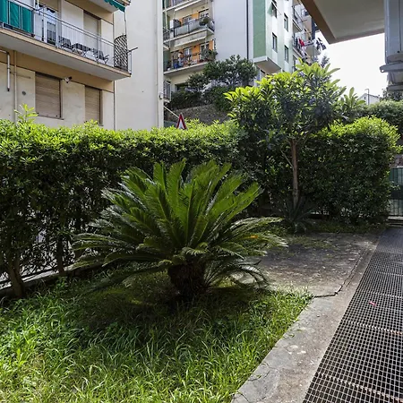 Relax With Parking By Wonderful Italy *